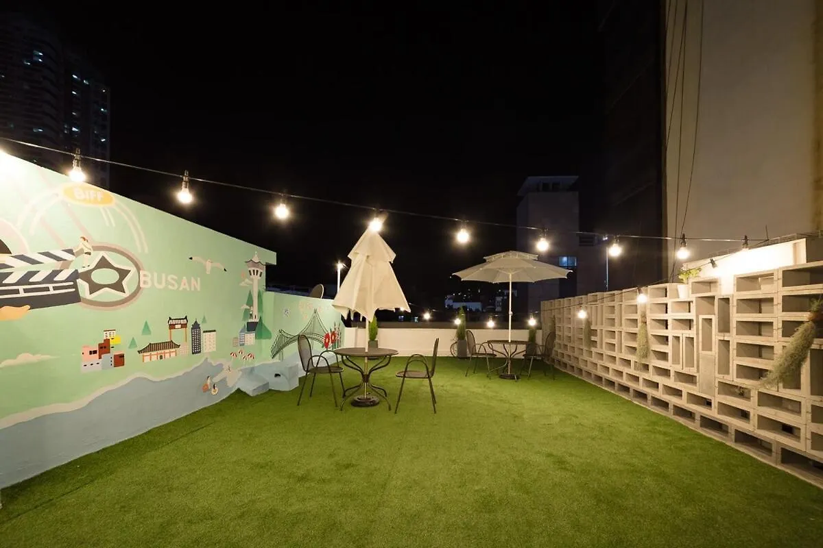 Lägenhet 2F 4Bathrooms, 9Beds, 7-16 Persons Team Busan